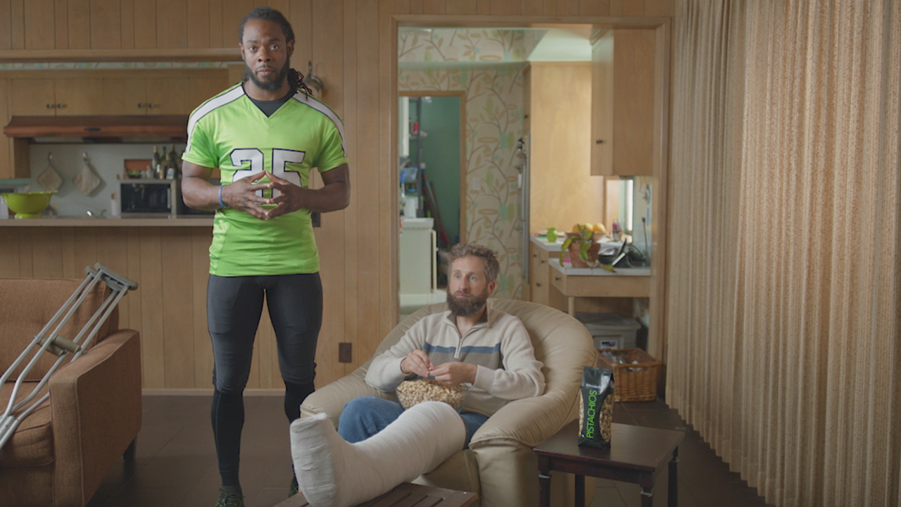 Wonderful Pistachios teams up with Seattle Seahawks cornerback Richard Sherman and Green Bay Packers linebacker Clay Matthews to kick off "Put a Smile on Your Snackface," its biggest football campaign ever. 

In the campaign, Sherman and Matthews star in separate commercials featuring pistachio lovers who may be unlucky in life, but fortunate to discover the perfect gameday snack to put a smile on their snackfaces. They quickly discover that when you feel good about eating tasty, protein-powered Wonderful Pistachios, you can also feel good about yourself.

Put a smile on YOUR snackface at http://getcrackin.com.