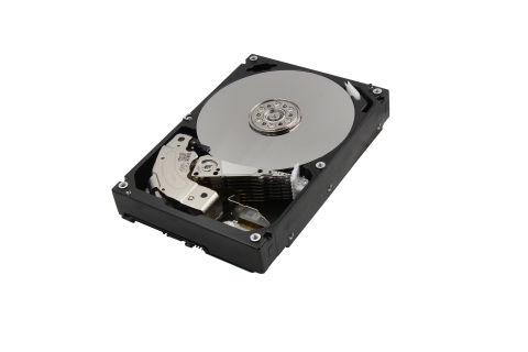 Toshiba Electronic Devices & Storage Corporation: 10TB HDD "MG06 Series", 3.5-inch form-factor, enterprise capacity class HDD. (Photo: Business Wire)