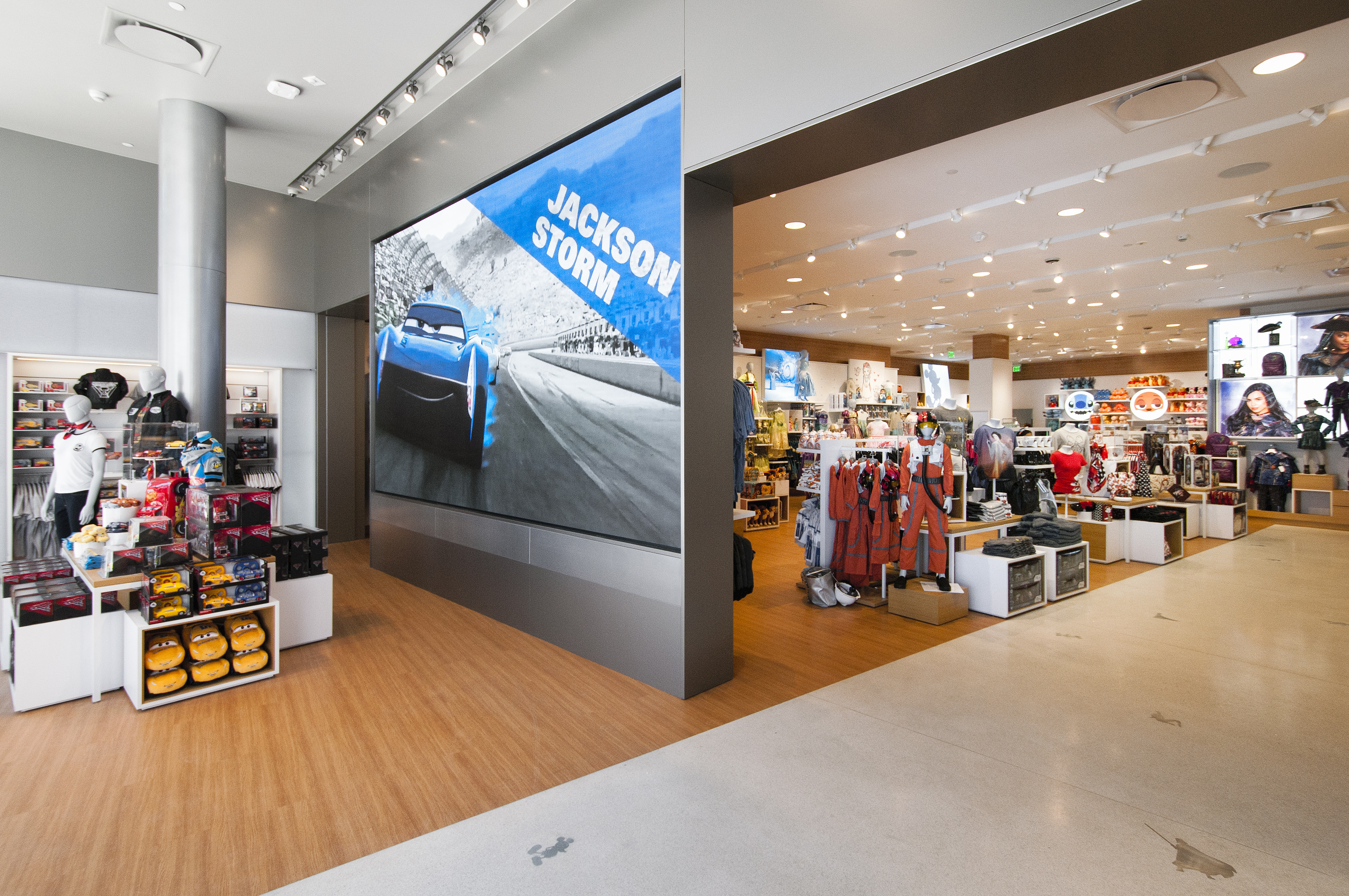 Disney Reimagines Retail with New E-commerce Destination and Prototype Store  Design