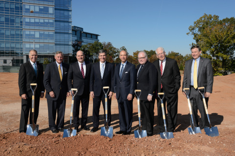 Groundbreaking ceremony for the new building at MetLife's Global Technology Campus in Cary, North Carolina. Pictured (left to right): U.S. Senator Thom Tillis, U.S. Senator Richard Burr, MetLife EVP and Head of Global Technology & Operations Marty Lippert, North Carolina Governor Roy Cooper, MetLife Chairman, President and CEO Steve Kandarian, Congressman George Holding, Congressman David Price and North Carolina Insurance Commissioner George Wayne Goodwin. (Photo: Business Wire)