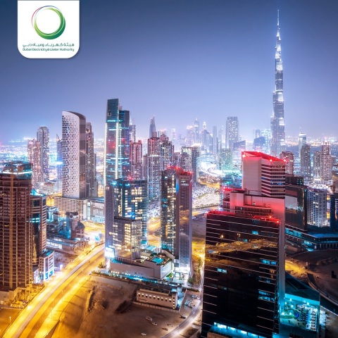 Los Emiratos Árabes Unidos, representados por DEWA, ​​ocupan el primer puesto en obtención de electricidad a nivel mundial según un informe del Banco Mundial