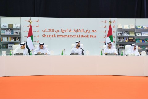 During the UAE Cabinet Meeting at Sharjah International Book Fair 2017 (Photo: Dubai Government Media Office) 