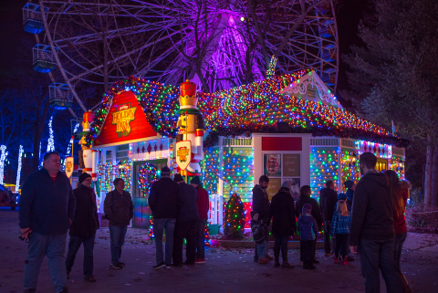 Six Flags Holiday in the Park (Photo: Business Wire)