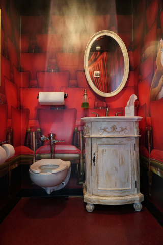 Charmin Restrooms “Broadway Stall” (Photo: Business Wire)
