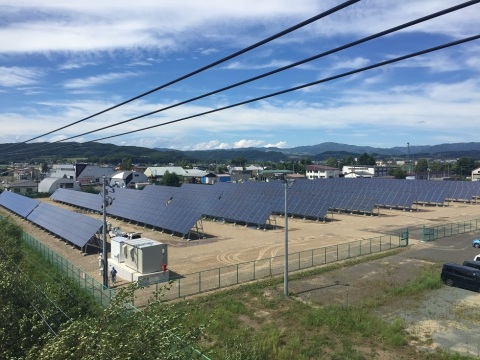 525kW solar power generating system at the Hokkaido Kitami Plant (Photo: Business Wire)