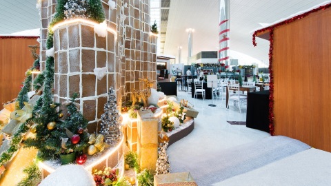 Winter Wonderland DXB arrives at Dubai International Airport (Photo: AETOSWire)
