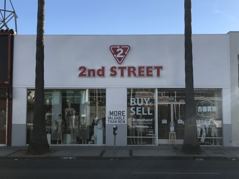 2nd STREET Melrose, store exterior (Photo: Business Wire)