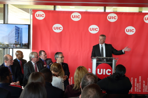 Groundbreaking ceremony for the University of Illinois at Chicago’s new student community (Photo: Business Wire)