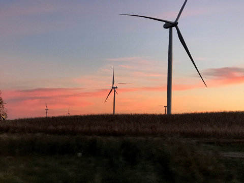 Red Pine Wind Project in Minnesota generates 200 MW of wind power (Photo: Business Wire)