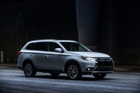 2018 Mitsubishi Outlander (Photo: Business Wire)