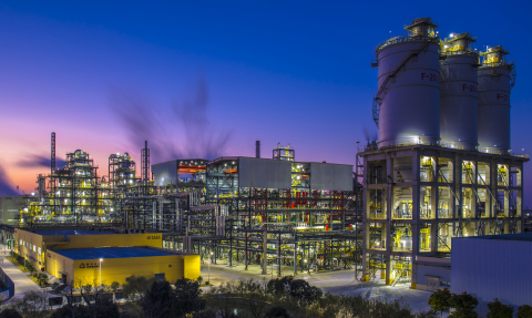 A night view of Jiaxing Petrochemical‘s second PTA line. (Photo: Business Wire)