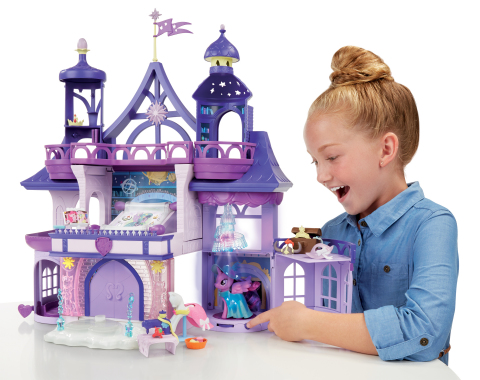 MY LITTLE PONY FRIENDSHIP IS MAGIC COLLECTION TWILIGHT SPARKLE MAGICAL SCHOOL OF FRIENDSHIP Playset (HASBRO/ Ages 3 years & up/Approx. Retail Price: $59.99/Available: Fall 2018) (Photo: Business Wire)