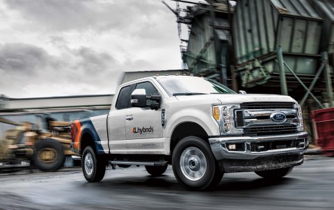 XL Hybrids unveils first-ever hybrid-electric Ford F-250 (Photo: Business Wire)