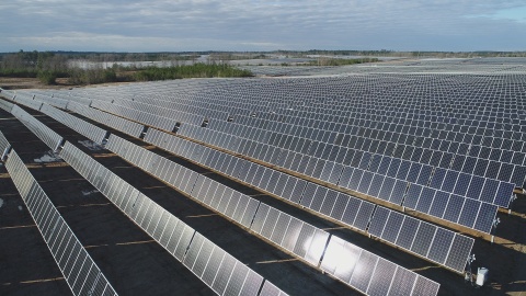 The 52-MW solar facility, MS Solar 3, is located in Lamar County, MS. Constructed with approximately 206,000 polycrystalline solar panels, MS Solar 3 by Origis Energy USA delivers clean energy to Cooperative Energy, a not-for-profit, Member-owned generation and transmission cooperative, based in Hattiesburg, MS. (Photo: Business Wire)