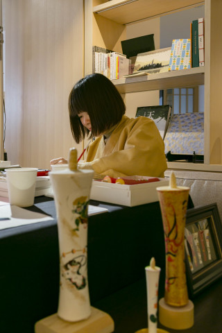 Japanese candle painting workshop (Photo: Business Wire)