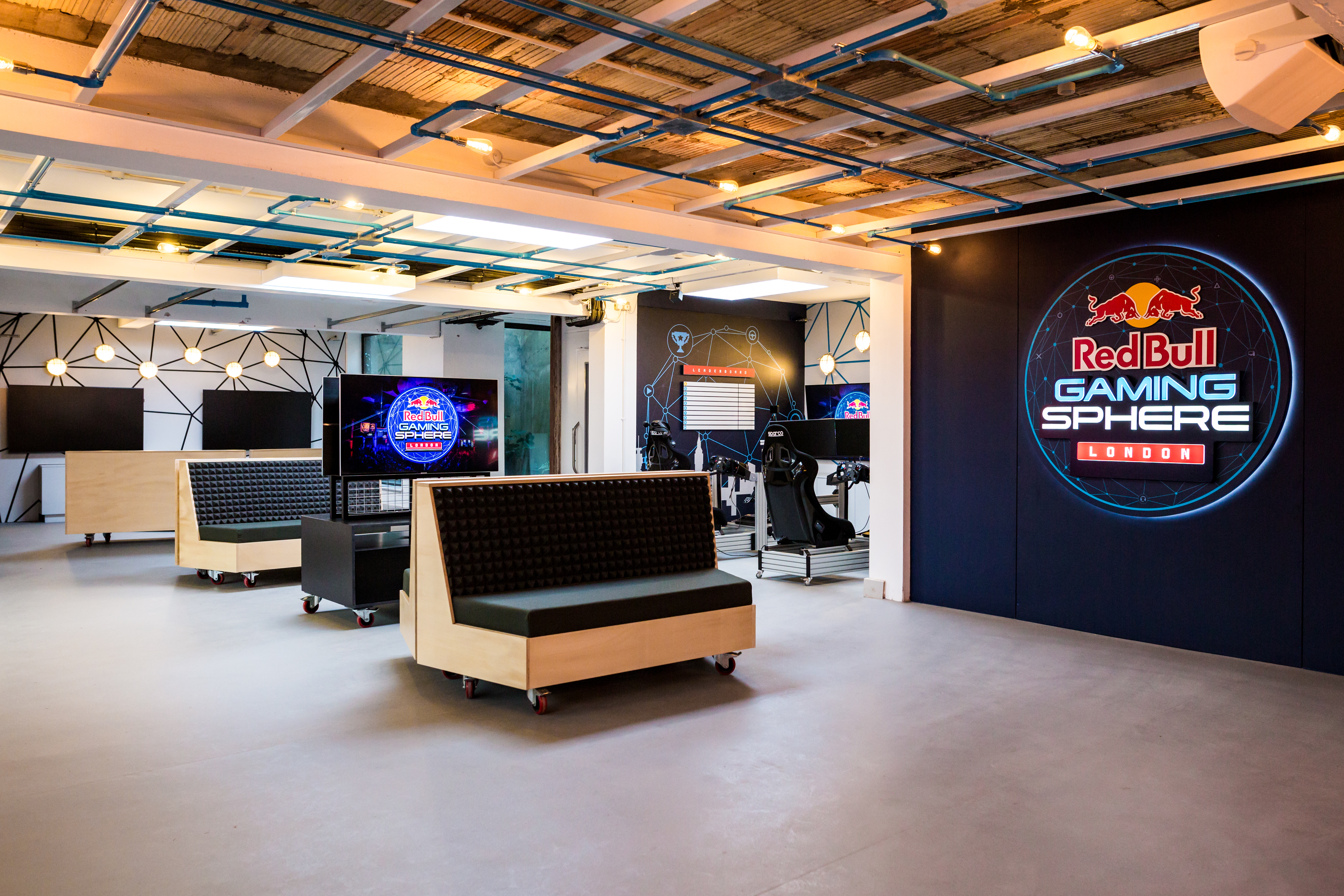 biograf lækage Hound Newegg Finds its Home in the Red Bull Gaming Sphere, the Largest Public  E-sports Studio in the UK | Business Wire