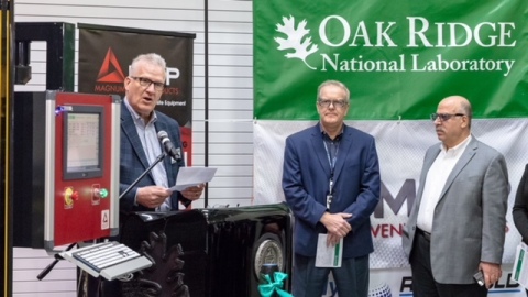 (L to R) Bob Vanderhoff, Craig Blue and Moe Khaleel at the installation of the world’s first medium/large-scale 3D printer at ORNL. (Photo: Business Wire)