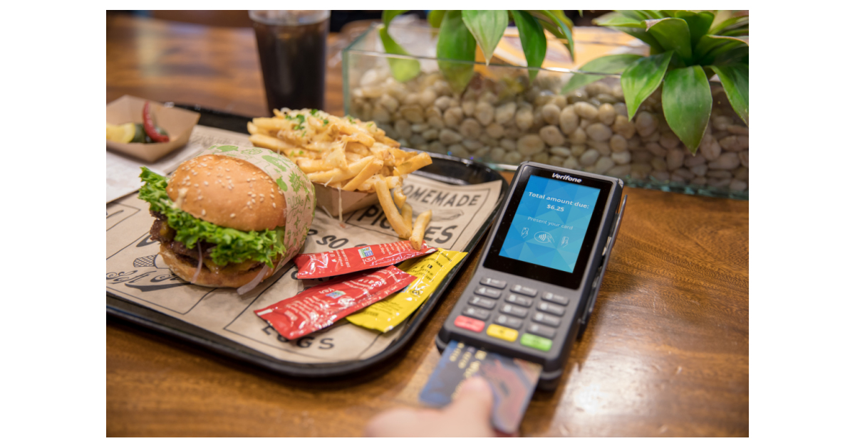 Verifone Launches Engage V400c, the First Touchscreen Countertop in