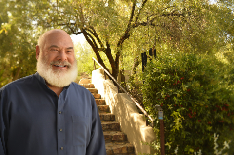 Dr. Andrew Weil (Photo: Business Wire)