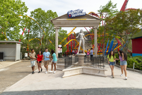 As guests enter the WONDER WOMAN: Golden Lasso Coaster ride queue, they are greeted by a spectacular likeness of Wonder Woman and immersed in the story of her life and how she obtained her super powers. After boarding their streamlined single-file ride vehicle, the incredible sensory journey begins as riders are called upon to emulate Wonder Woman's determination to make the world a better place. Just as Wonder Woman displays Super Hero strength, agility and combat skills, riders will experience the same qualities as they race through this record-breaking new attraction. (Photo: Business Wire)