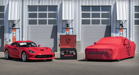 2018 Dodge Challenger SRT Demon and 2017 Dodge Viper (Photo: Business Wire)