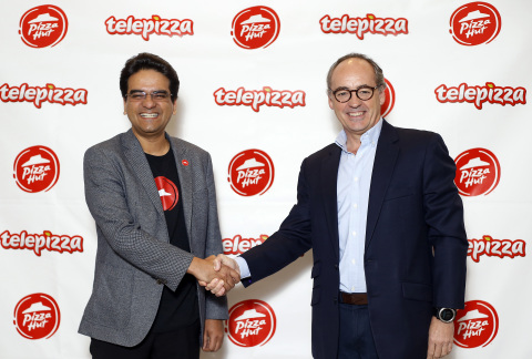 Milind Pant, President, Pizza Hut International, and Pablo Juantegui, Executive Chairman and Chief Executive Officer, Telepizza Group, today announced a strategic deal and master franchise alliance between the companies to accelerate growth across Latin America (excluding Brazil), the Caribbean, Spain, Portugal and Switzerland. (Photo: Business Wire)