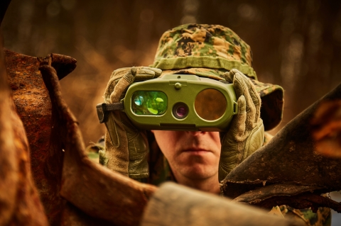 The FLIR Recon V UltraLite is the company's latest thermal monocular that helps military, border patrol, and law enforcement detect heat signatures and see at night. (Photo: Business Wire)