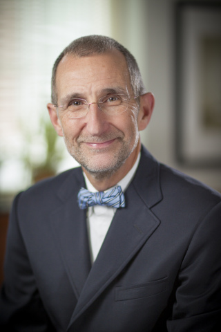 William L. Roper, MD, MPH, CEO, UNC Health Care System and Dean, UNC School of Medicine (Photo: Business Wire)