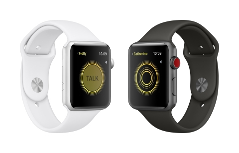 watchOS 5 helps users stay healthy and connected with Apple Watch. (Photo: Business Wire)