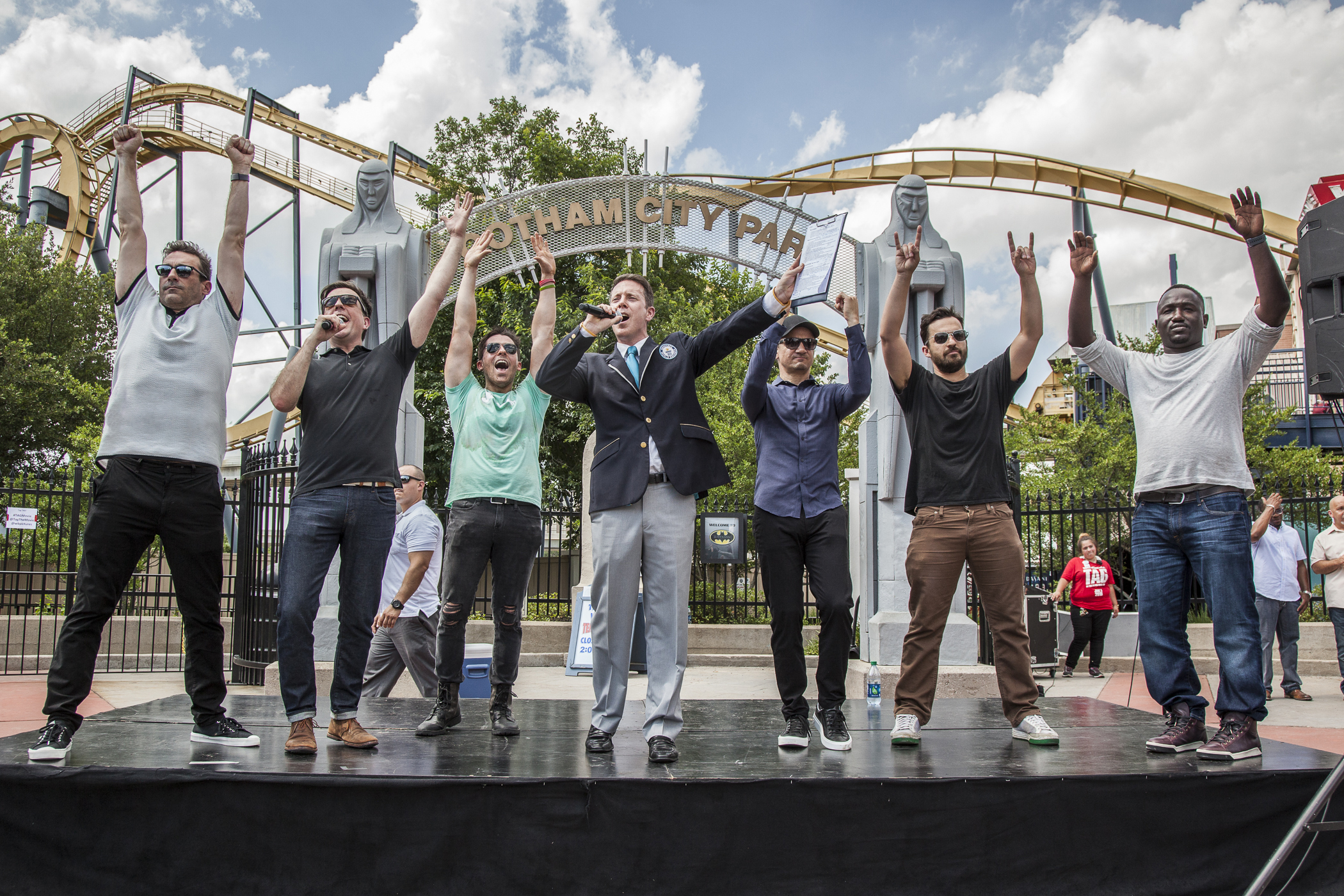 Tag”…We're All It! – Cast Members Rally Fans to Set a New Guinness World  Records Title