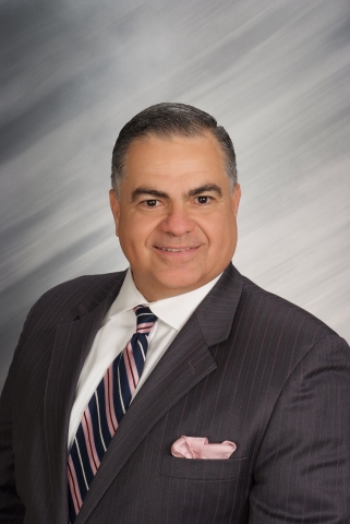 Roberto R. Muñoz, SVP, Commercial Banking Team Leader for Florida Community Bank's South Florida Mar ... 