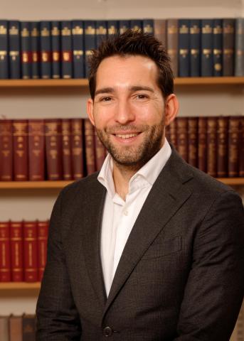 Acclaimed Legal Scholar Dr. Diego Acosta is appointed to Henley & Partners Board of Advisors (Photo: Henley & Partners)