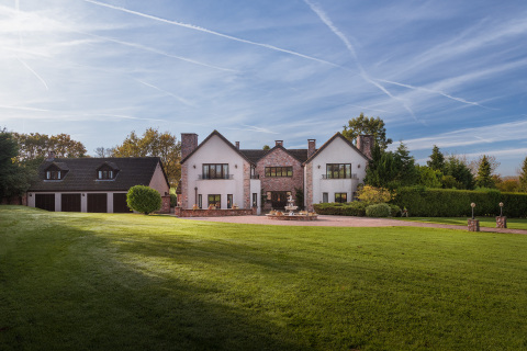 The competition prize is this English mansion, set in 10-acres of grounds. (Photo: Business Wire)