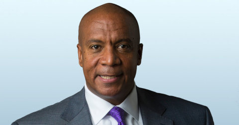 Kevin Warren, Securian Financial board member and the Minnesota Vikings' chief operating officer (Photo: Business Wire).