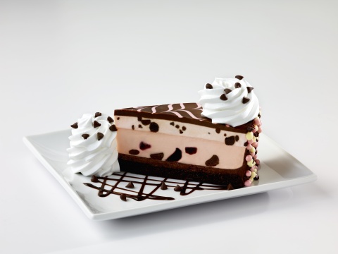 Very Cherry Ghirardelli® Chocolate Cheesecake (Photo: Business Wire)
