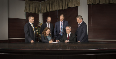 Jonyce Bullock, Managing Partner at Squire, and James Beaudoin, Managing Partner at PRPR, signed an agreement to combine companies. Adam Posey, Partner at PRPR, Daniel Barlow, Partner at PRPR, Raymond Chipman, Partner at Squire, and Shane Edwards, Partner at Squire, also participated (pictured left to right). (Photo: Business Wire)