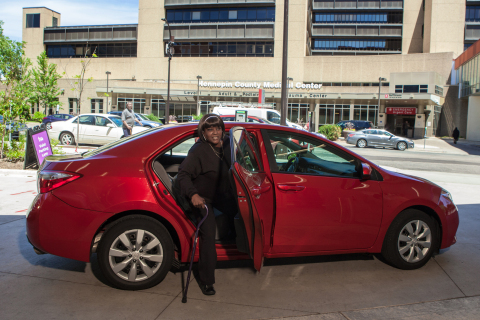 Theresa Epps arrives at her doctor's appointment in a Lyft car automatically arranged by Hitch Health. (Photo: Business Wire)