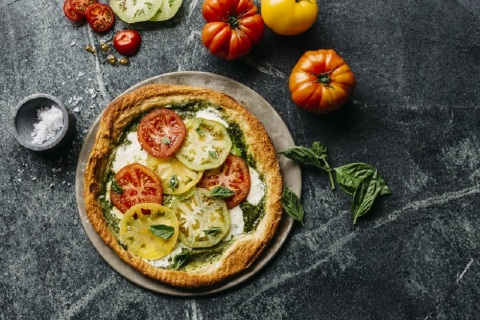 Aramark today announced a strategic partnership with Oath Pizza to bring the pizzeria’s Certified Humane brand to new, exclusive locations, from university campuses and sporting arenas to offices, hospital cafés and more. (Photo: Business Wire)