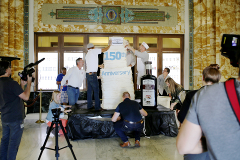 Watkins Company breaks title for Guinness World Records "Greatest Number of Layers in a Layer Cake." (Photo: The Watkins Company)