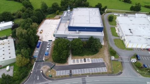 Fluor completes adhesives manufacturing facility in for Solvay in Wales on a fast-track schedule. (Photo: Business Wire)