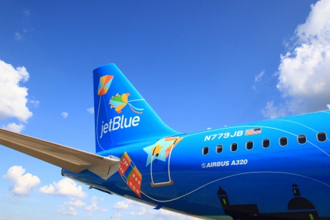 JetBlue celebrates Puerto Rico and supports tourism to the island with its newest livery: Bluericua