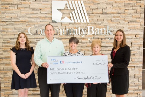 CommunityBank of Texas and FHLB Dallas awarded $16,000 in Partnership Grant Program funds to Credit Coalition to help offset operational costs and enable the organization to continue to provide complimentary financial counseling to Houston area residents. (Photo: Business Wire)