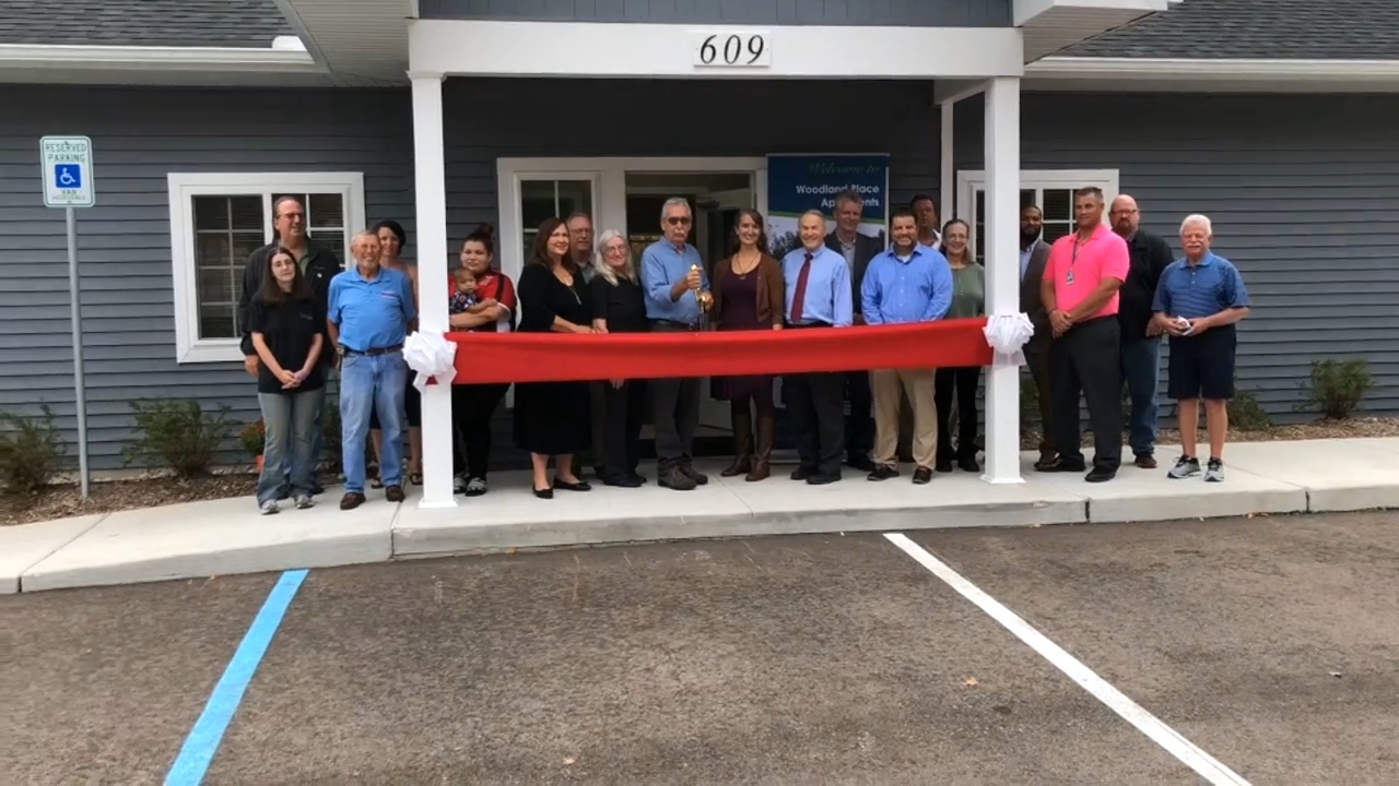 B-Roll of ribbon-cutting ceremony at Woodland Place (Video: Kevin Herglotz).