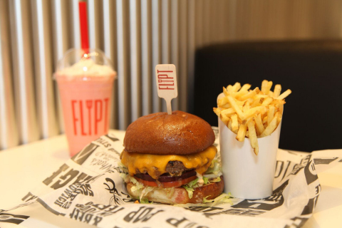 "FLIPT," the contemporary burger-and-shake restaurant unique to Rush Street properties, is making its debut at Rivers Casino Pittsburgh today, Wednesday, Oct. 17, at 11 a.m. (Photo: Business Wire)
