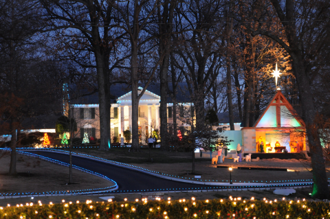Elvis Presley's Graceland at Christmas with Elvis' original decorations. (Photo: Business Wire)