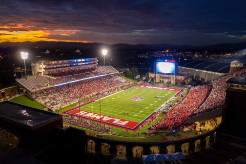 Liberty University is using Aruba infrastructure to deliver a mobile-first fan experience in its Williams Stadium for the University's inaugural D1 football season. (Photo: Business Wire)