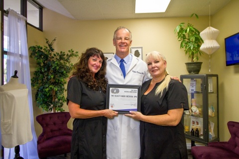 Encinitas, Calif.'s The Beauty Mark Medical Spa wins "High Thryv Award" (Photo: Business Wire)