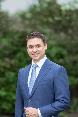 Gabriel (Gabe) Robleto named Vice President of Buy/Sell Advisory at Kerrigan Advisors. (Photo: Business Wire)