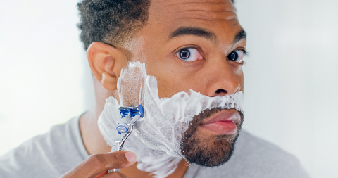 The SkinGuard technology is positioned between two optimally-spaced blades to gently smooth and flatten the skin away from the razor blades during the shave. (Photo: Business Wire)
