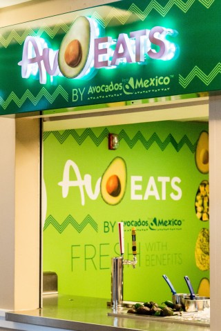 Avocados From Mexico and American Airlines Center launch the first fresh avocado-centric concession stands. New AvoEats stands will offer chef-driven concessions featuring fresh Avocados From Mexico all year long. (Photo: Business Wire)